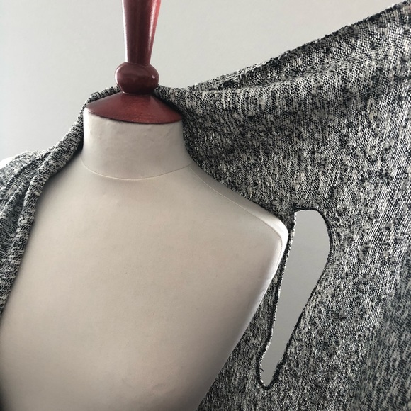 Multi Wear Vest/Scarf - Picture 2 of 6